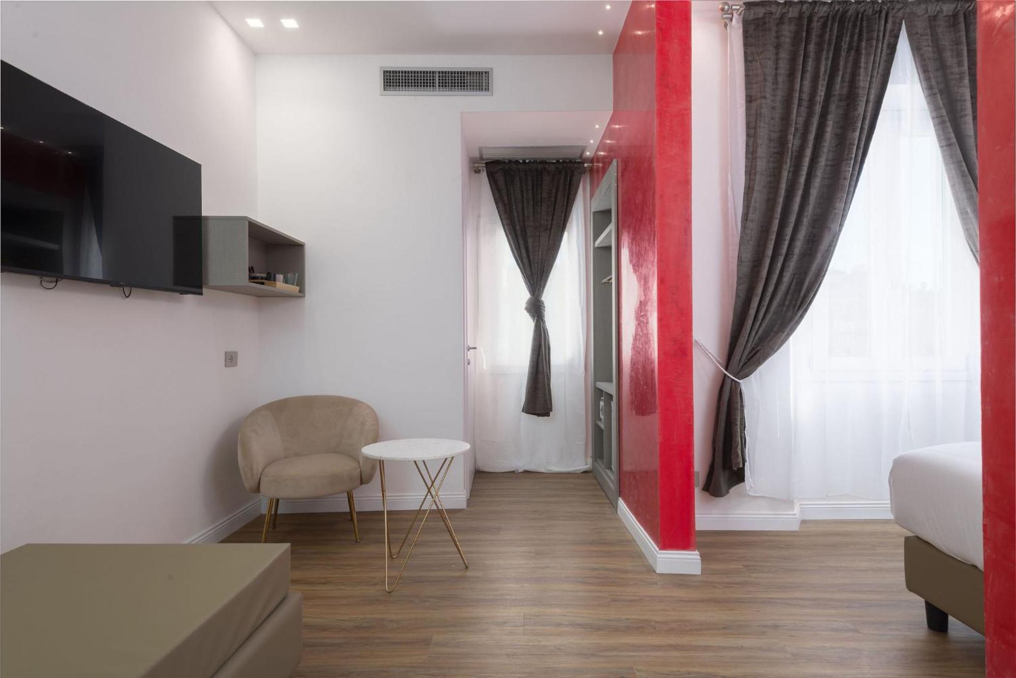 Unyca - Palazzo Dell'albero *
